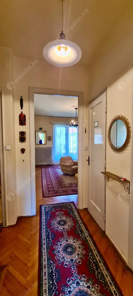 Kiadó albérlet 270000 Ft/hó áron: Budapest, II. kerület  Szilágyi Erzsébet fasor. Mérete: 63 nm, 2 szobás | Alberlet.hu - 6606515