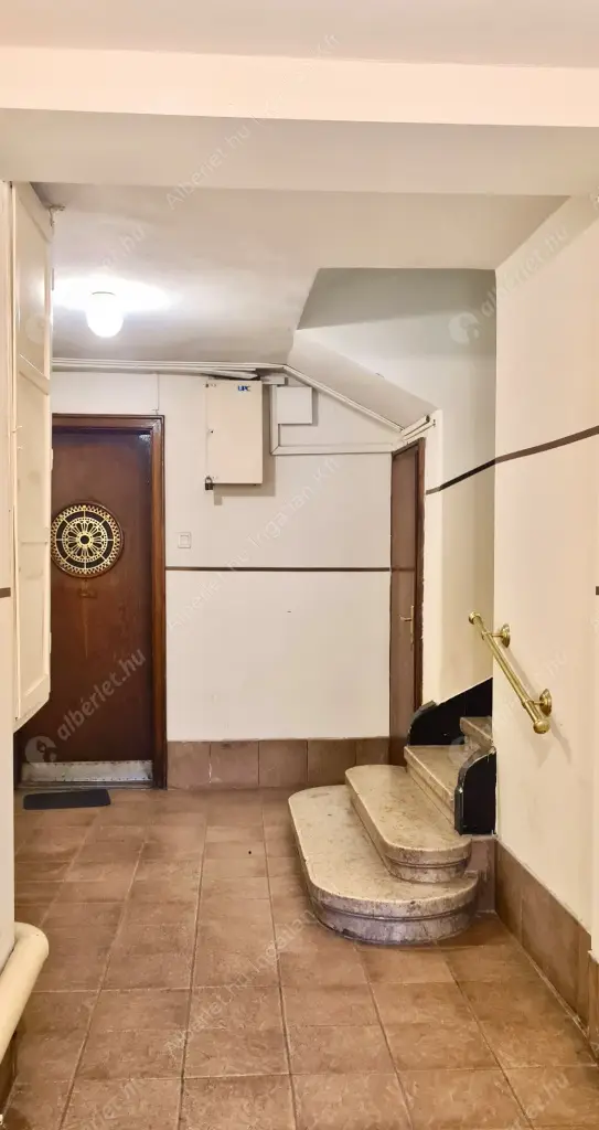 Kiadó albérlet 270000 Ft/hó áron: Budapest, II. kerület  Szilágyi Erzsébet fasor. Mérete: 63 nm, 2 szobás | Alberlet.hu - 6606520