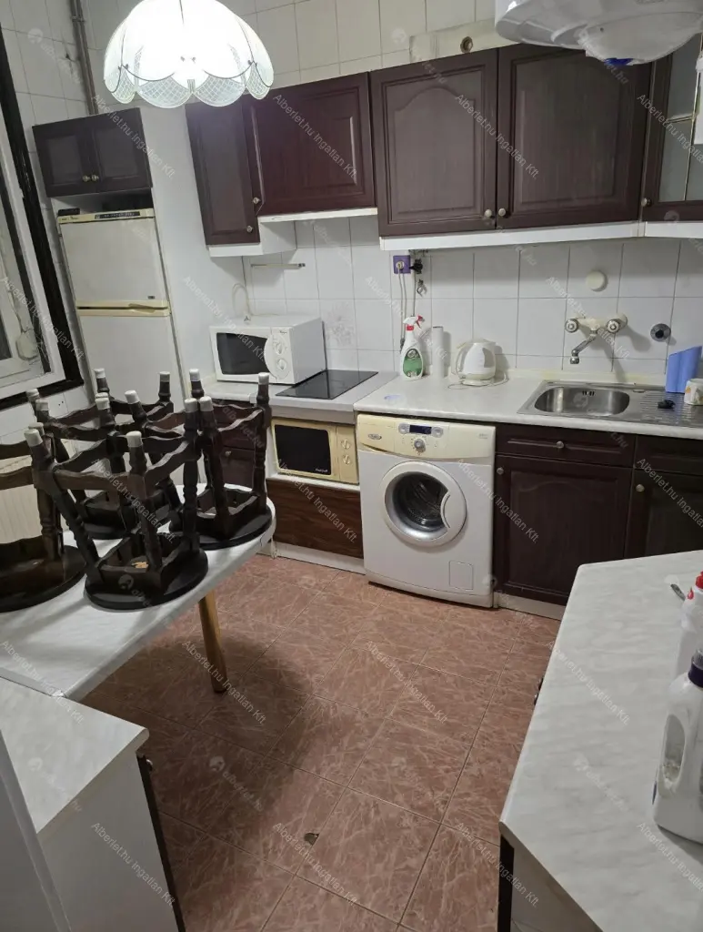 Kiadó albérlet 420000 Ft/hó áron: Budapest, II. kerület  Szilágyi Erzsébet fasor. Mérete: 93 nm, 4 szobás | Alberlet.hu - 6670964