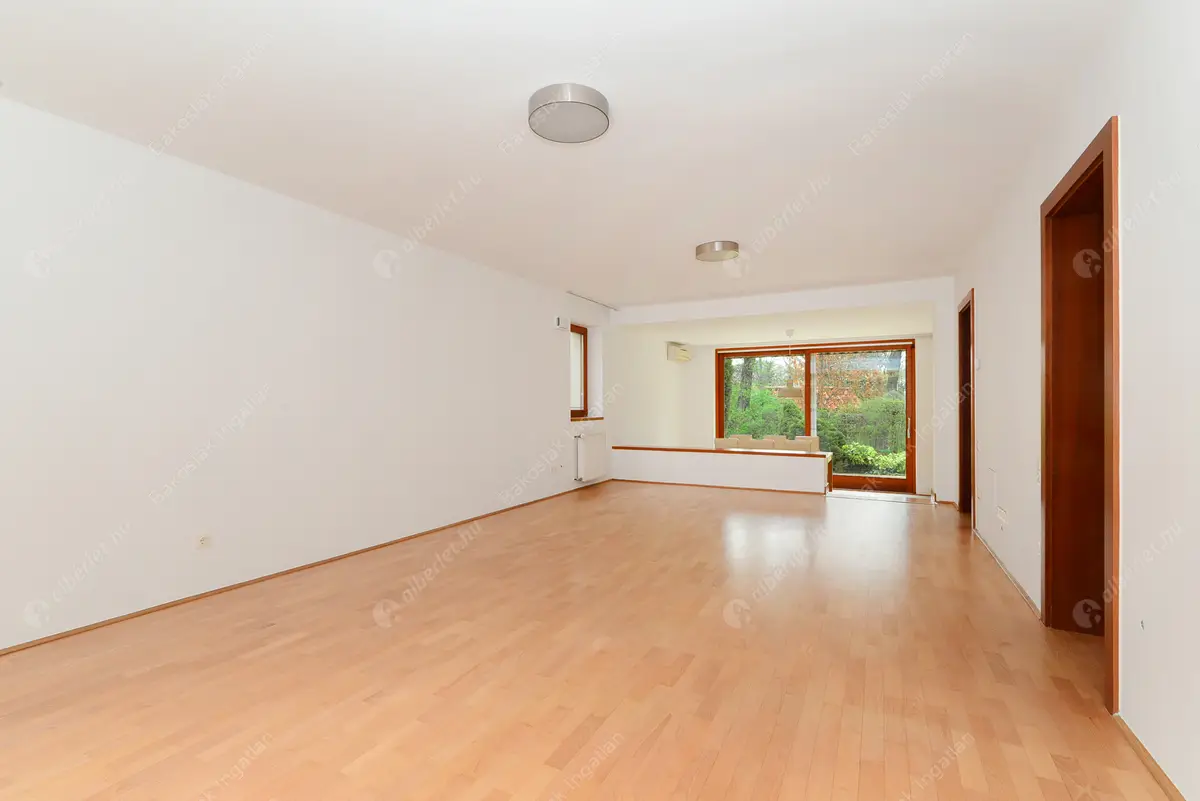 Kiadó albérlet 1154000 Ft/hó áron: Budapest, II. kerület  Szívvirág utca. Mérete: 236 nm, 5 szobás | Alberlet.hu - 5957645