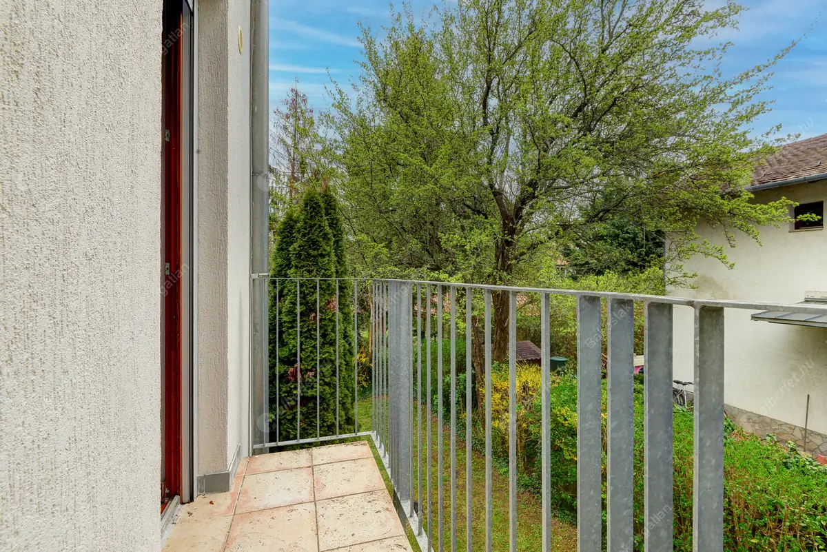 Kiadó albérlet 1154000 Ft/hó áron: Budapest, II. kerület  Szívvirág utca. Mérete: 236 nm, 5 szobás | Alberlet.hu - 5957655