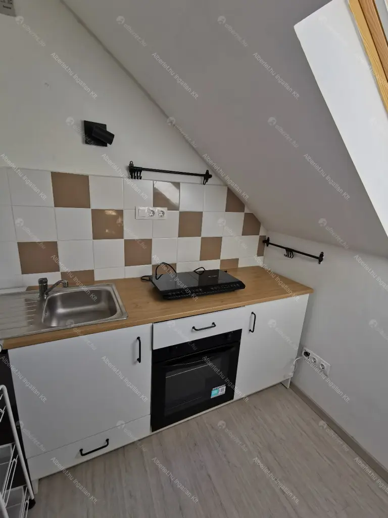 Kiadó albérlet 220000 Ft/hó áron: Budapest, II. kerület  Tárkony utca. Mérete: 50 nm, 2 szobás | Alberlet.hu - 6702638