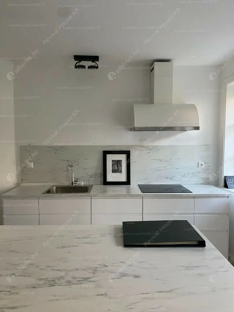 Kiadó albérlet 1232000 Ft/hó áron: Budapest, II. kerület  Tárnok utca. Mérete: 260 nm, 4 szobás | Alberlet.hu - 6169234