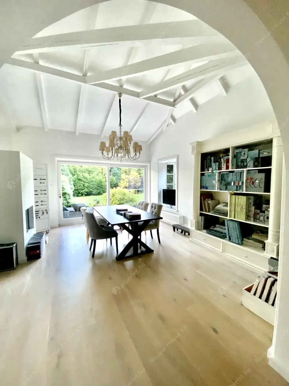 Kiadó albérlet 1232000 Ft/hó áron: Budapest, II. kerület  Tárnok utca. Mérete: 260 nm, 4 szobás | Alberlet.hu - 6169239