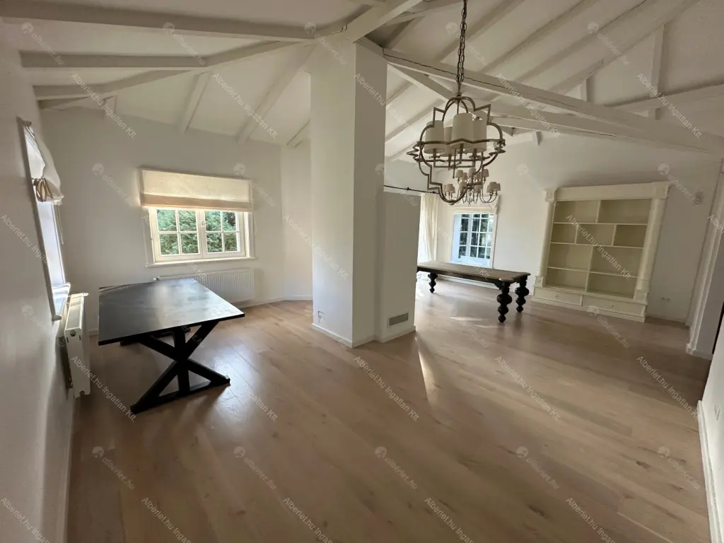 Kiadó albérlet 1130000 Ft/hó áron: Budapest, II. kerület  Tárnok utca. Mérete: 260 nm, 4 szobás | Alberlet.hu - 6681964