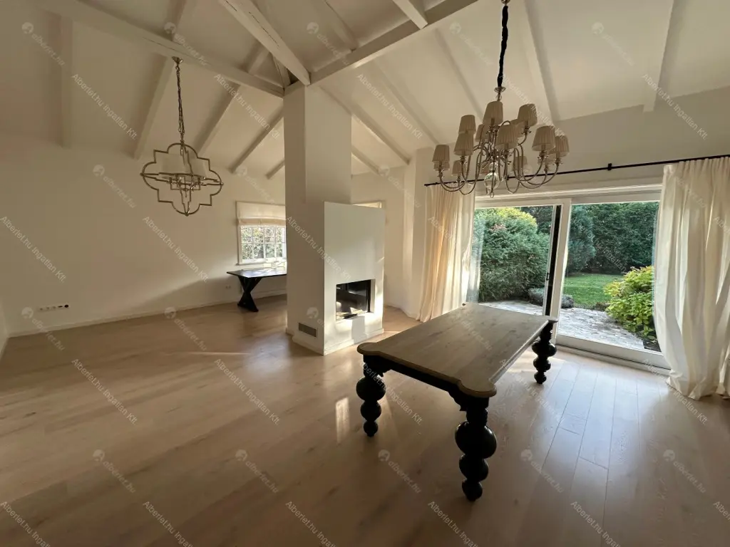 Kiadó albérlet 1130000 Ft/hó áron: Budapest, II. kerület  Tárnok utca. Mérete: 260 nm, 4 szobás | Alberlet.hu - 6681966