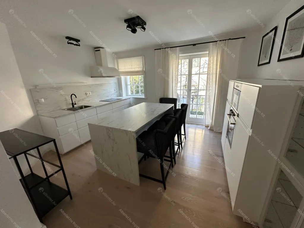 Kiadó albérlet 1130000 Ft/hó áron: Budapest, II. kerület  Tárnok utca. Mérete: 260 nm, 4 szobás | Alberlet.hu - 6681968