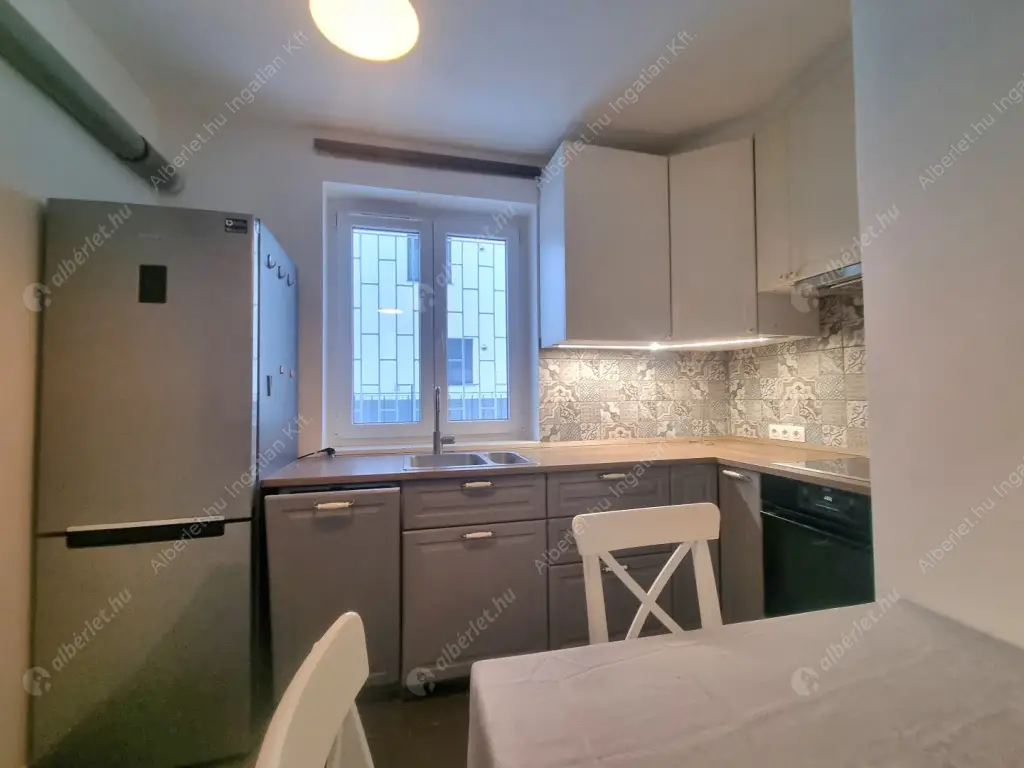 Kiadó albérlet 320000 Ft/hó áron: Budapest, II. kerület  Tárogató út. Mérete: 69 nm, 3 szobás | Alberlet.hu - 6619733
