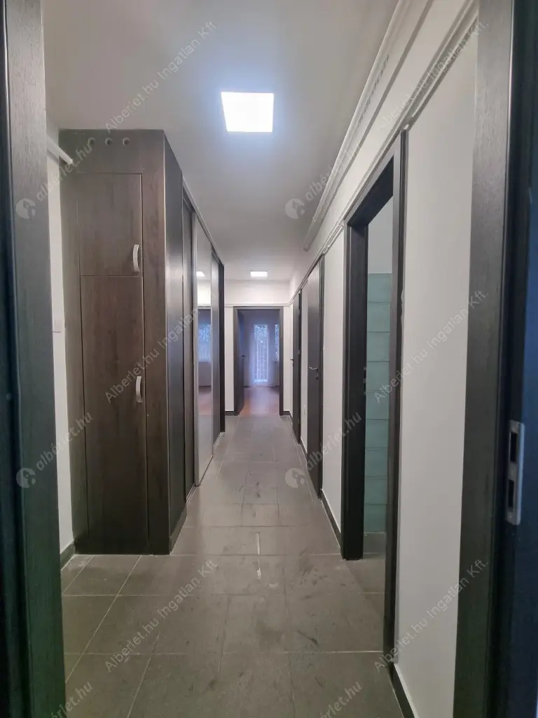 Kiadó albérlet 320000 Ft/hó áron: Budapest, II. kerület  Tárogató út. Mérete: 69 nm, 3 szobás | Alberlet.hu - 6619740