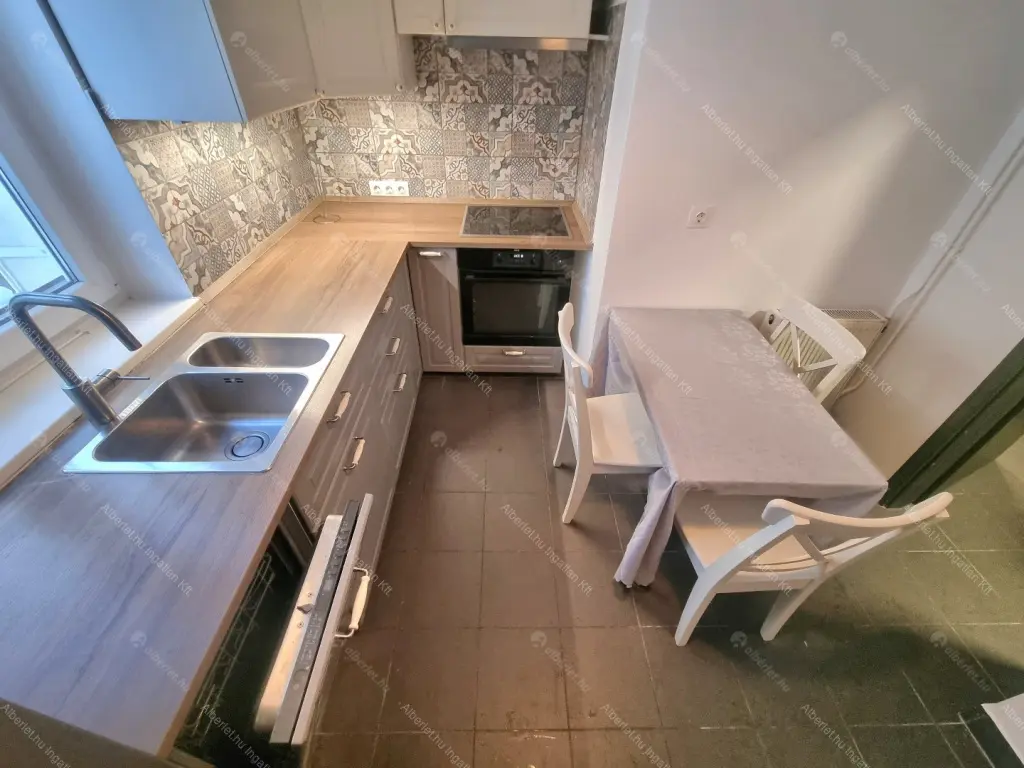 Kiadó albérlet 320000 Ft/hó áron: Budapest, II. kerület  Tárogató út. Mérete: 69 nm, 3 szobás | Alberlet.hu - 6647145