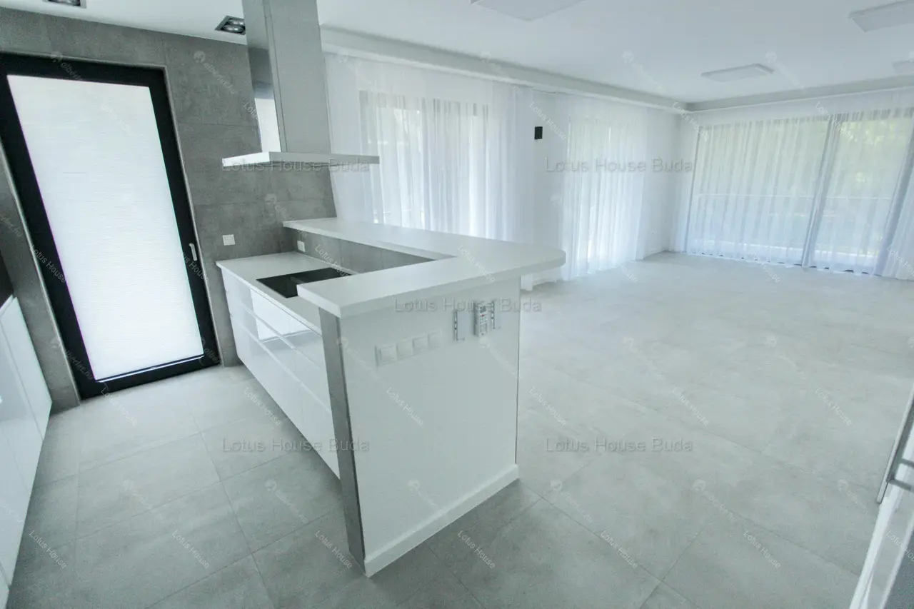 Kiadó albérlet 527000 Ft/hó áron: Budapest, II. kerület  Tárogató út. Mérete: 85 nm, 3 szobás | Alberlet.hu - 6698694