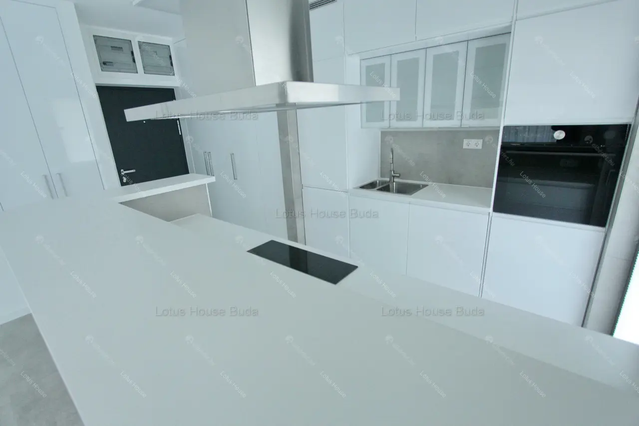 Kiadó albérlet 527000 Ft/hó áron: Budapest, II. kerület  Tárogató út. Mérete: 85 nm, 3 szobás | Alberlet.hu - 6698696