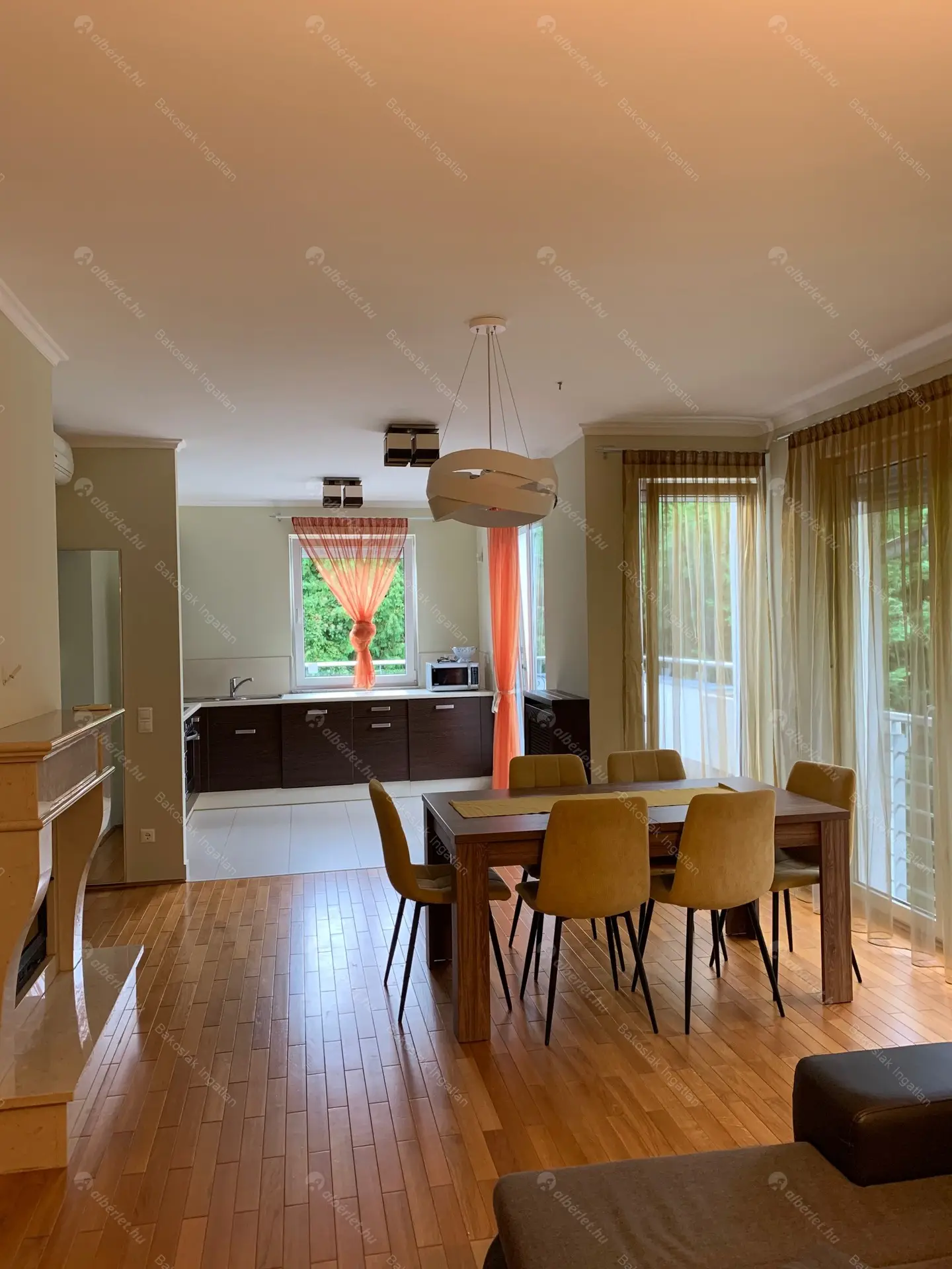 Kiadó albérlet 680000 Ft/hó áron: Budapest, II. kerület  Tömörkény utca. Mérete: 90 nm, 3 szobás | Alberlet.hu - 5761931