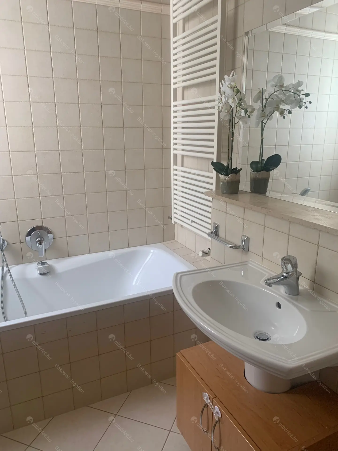 Kiadó albérlet 680000 Ft/hó áron: Budapest, II. kerület  Tömörkény utca. Mérete: 90 nm, 3 szobás | Alberlet.hu - 5761934