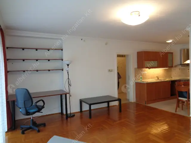 Kiadó albérlet 400000 Ft/hó áron: Budapest, II. kerület  Törökvész út. Mérete: 70 nm, 2 szobás | Alberlet.hu - 3148522