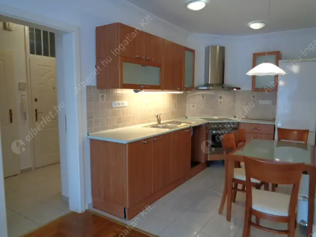 Kiadó albérlet 400000 Ft/hó áron: Budapest, II. kerület  Törökvész út. Mérete: 70 nm, 2 szobás | Alberlet.hu - 3148523