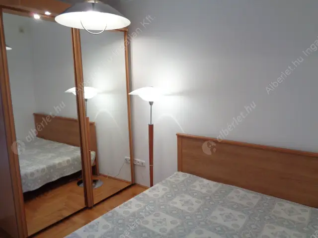 Kiadó albérlet 400000 Ft/hó áron: Budapest, II. kerület  Törökvész út. Mérete: 70 nm, 2 szobás | Alberlet.hu - 3148532