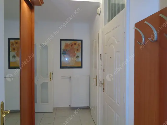 Kiadó albérlet 400000 Ft/hó áron: Budapest, II. kerület  Törökvész út. Mérete: 70 nm, 2 szobás | Alberlet.hu - 3148535