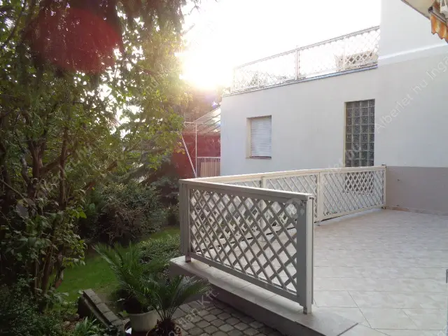 Kiadó albérlet 400000 Ft/hó áron: Budapest, II. kerület  Törökvész út. Mérete: 70 nm, 2 szobás | Alberlet.hu - 3148541