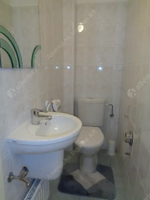 Kiadó albérlet 400000 Ft/hó áron: Budapest, II. kerület  Törökvész út. Mérete: 70 nm, 2 szobás | Alberlet.hu - 3148542