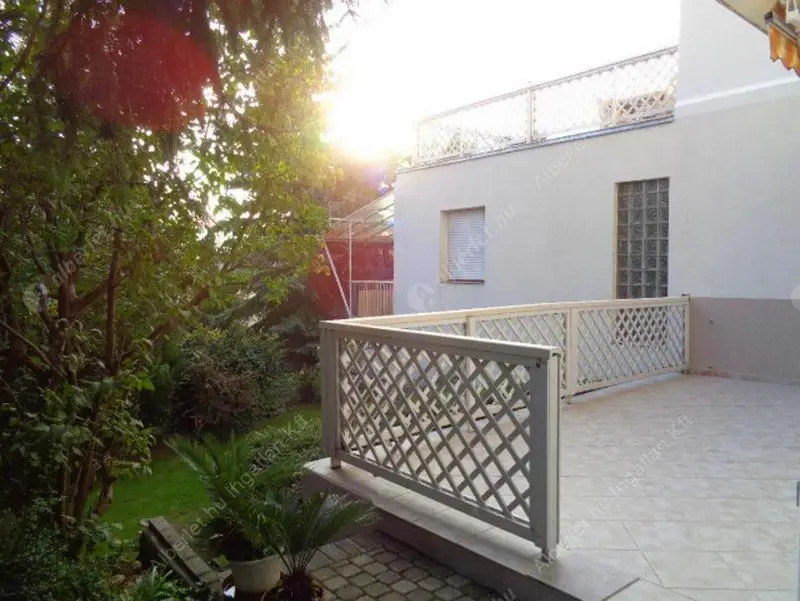 Kiadó albérlet 400000 Ft/hó áron: Budapest, II. kerület  Törökvész út. Mérete: 70 nm, 2 szobás | Alberlet.hu - 6620212