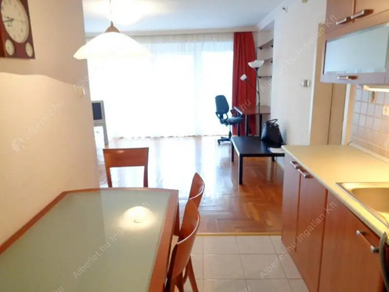 Kiadó albérlet 400000 Ft/hó áron: Budapest, II. kerület  Törökvész út. Mérete: 70 nm, 2 szobás | Alberlet.hu - 6620221