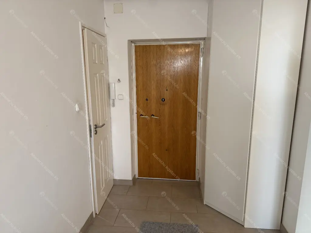 Kiadó albérlet 390000 Ft/hó áron: Budapest, II. kerület  Törökvész út. Mérete: 78 nm, 3 szobás | Alberlet.hu - 6677751