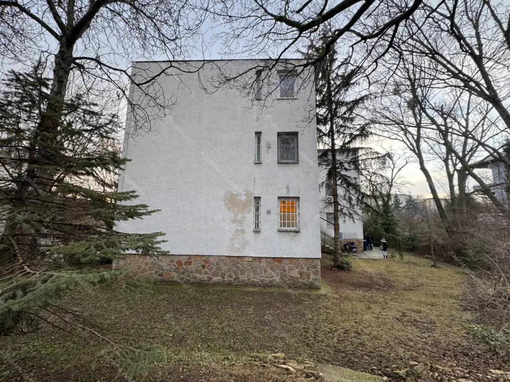 Kiadó albérlet 390000 Ft/hó áron: Budapest, II. kerület  Törökvész út. Mérete: 78 nm, 3 szobás | Alberlet.hu - 6677768