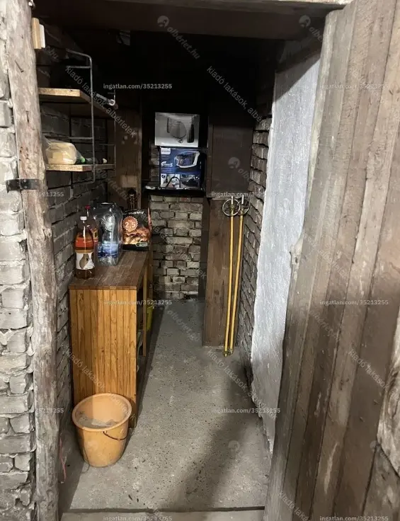 Kiadó albérlet 320000 Ft/hó áron: Budapest, II. kerület  Trombitás út. Mérete: 36 nm, 2 szobás | Alberlet.hu - 6654585