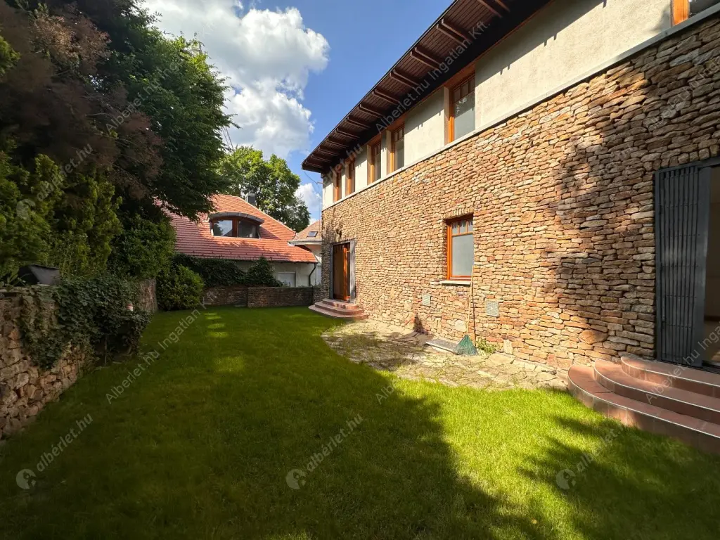 Kiadó albérlet 1145000 Ft/hó áron: Budapest, II. kerület  Turul köz. Mérete: 360 nm, 6 szobás | Alberlet.hu - 6551241