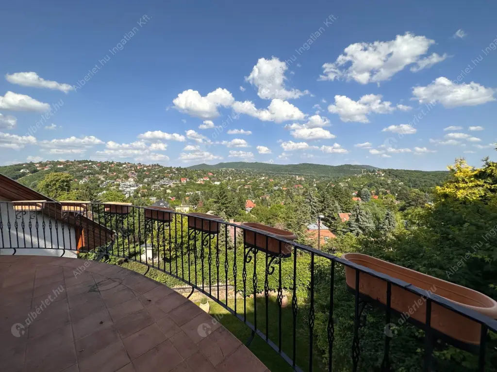 Kiadó albérlet 1145000 Ft/hó áron: Budapest, II. kerület  Turul köz. Mérete: 360 nm, 6 szobás | Alberlet.hu - 6551242