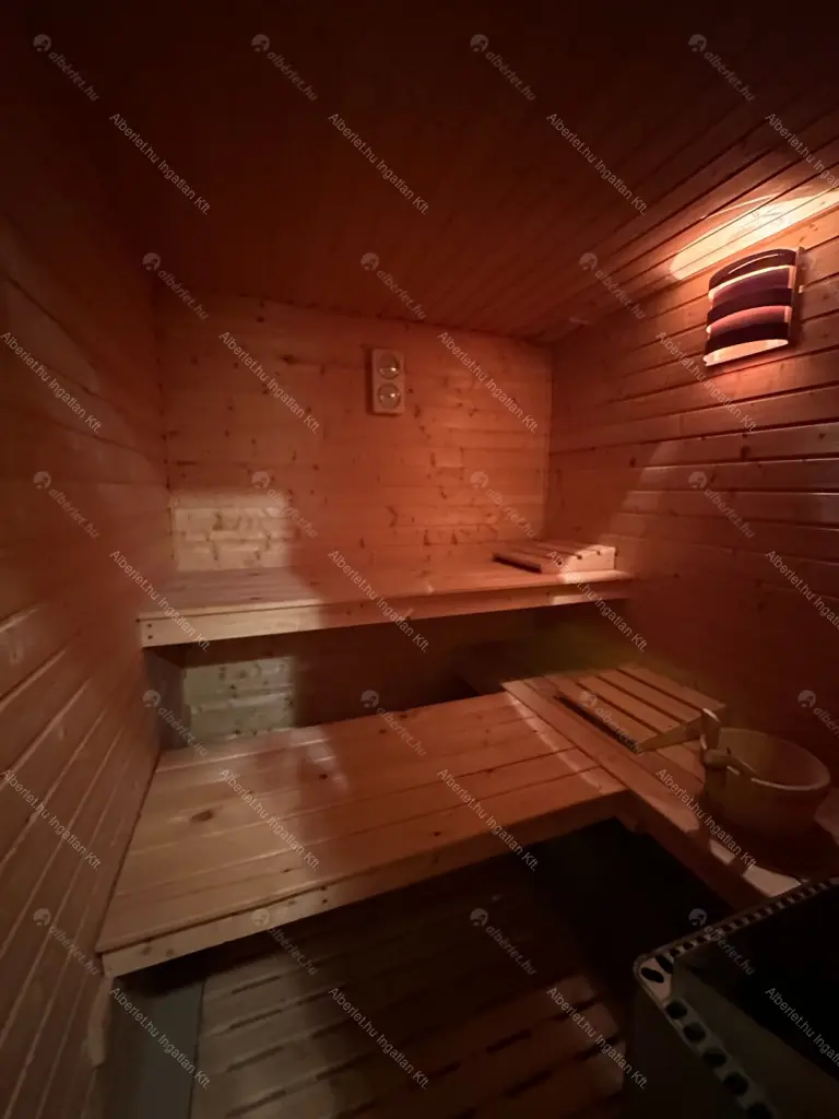 Kiadó albérlet 1130000 Ft/hó áron: Budapest, II. kerület  Turul köz. Mérete: 360 nm, 6 szobás | Alberlet.hu - 6681912