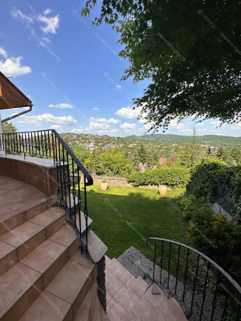 Kiadó albérlet 1130000 Ft/hó áron: Budapest, II. kerület  Turul köz. Mérete: 360 nm, 6 szobás | Alberlet.hu - 6681918