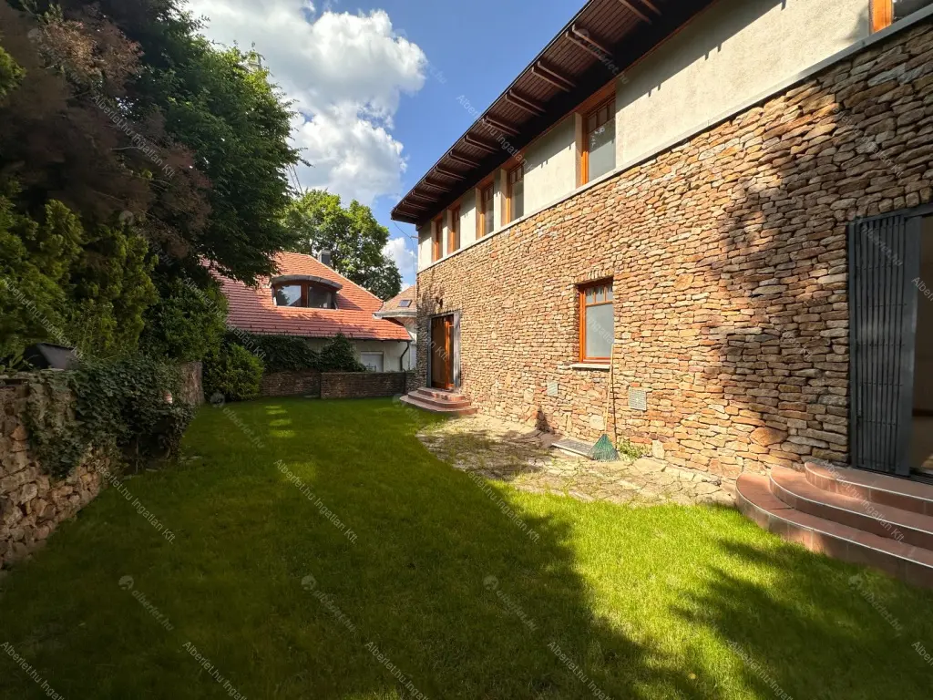 Kiadó albérlet 1130000 Ft/hó áron: Budapest, II. kerület  Turul köz. Mérete: 360 nm, 6 szobás | Alberlet.hu - 6681930