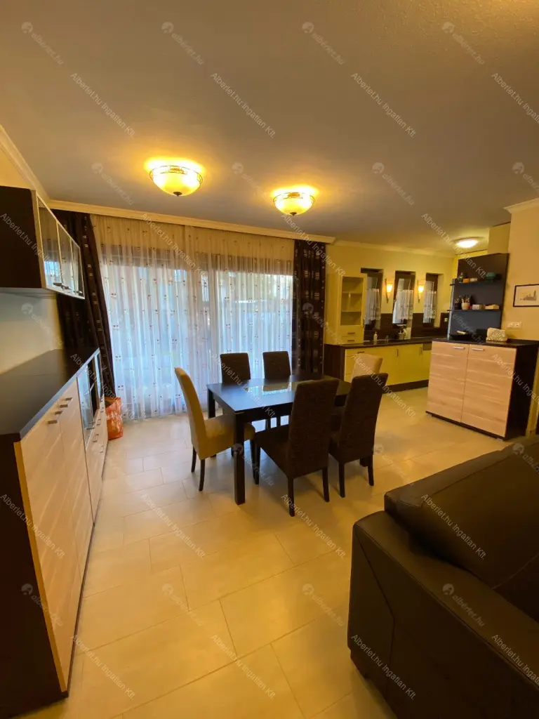 Kiadó albérlet 550000 Ft/hó áron: Budapest, II. kerület  Ürömi utca. Mérete: 90 nm, 3 szobás | Alberlet.hu - 6652370