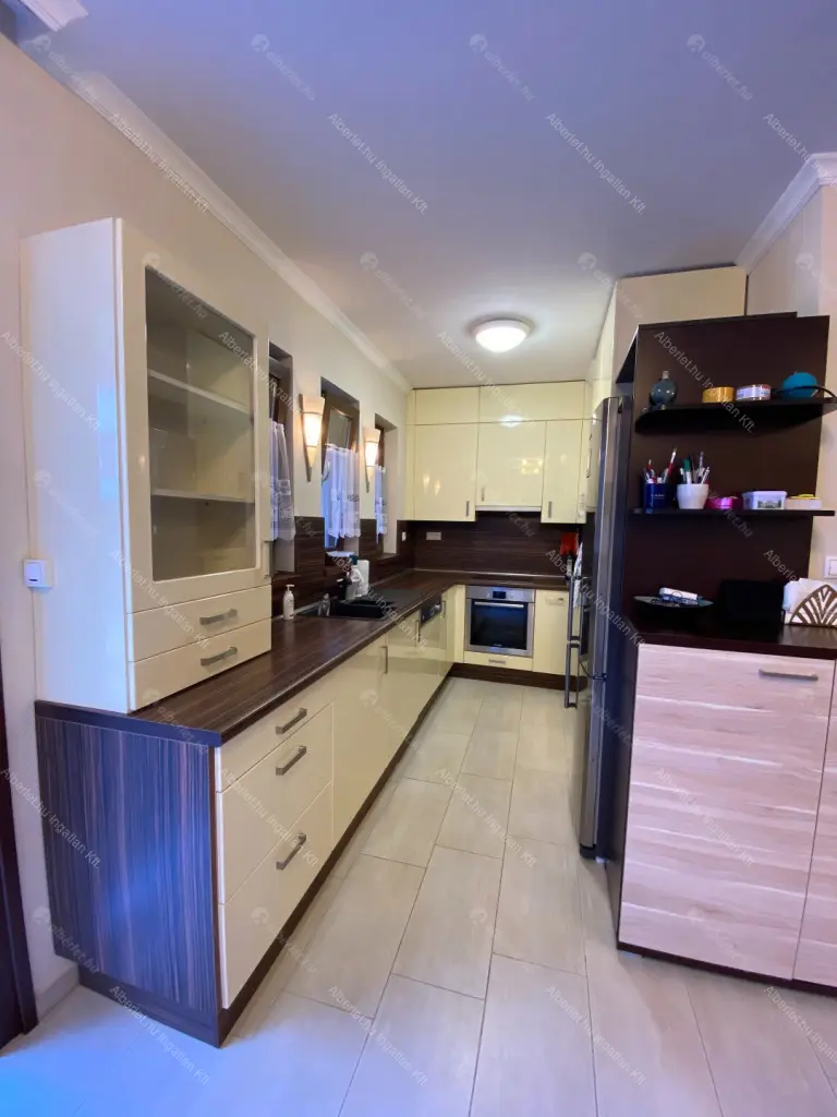 Kiadó albérlet 550000 Ft/hó áron: Budapest, II. kerület  Ürömi utca. Mérete: 90 nm, 3 szobás | Alberlet.hu - 6691351