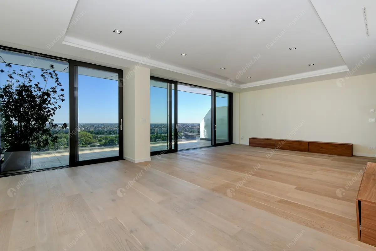 Kiadó albérlet 2292000 Ft/hó áron: Budapest, II. kerület  Vérhalom utca. Mérete: 150 nm, 3 szobás | Alberlet.hu - 6463241