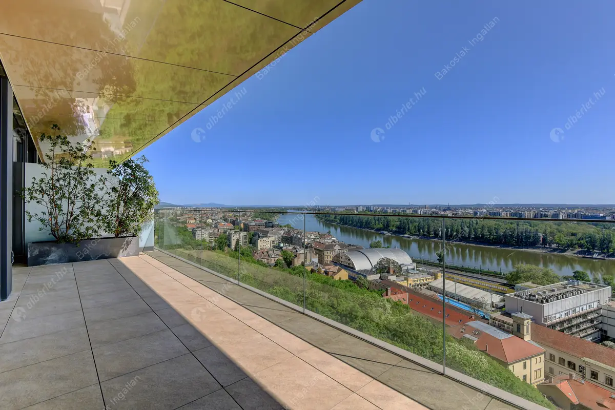 Kiadó albérlet 2292000 Ft/hó áron: Budapest, II. kerület  Vérhalom utca. Mérete: 150 nm, 3 szobás | Alberlet.hu - 6463243