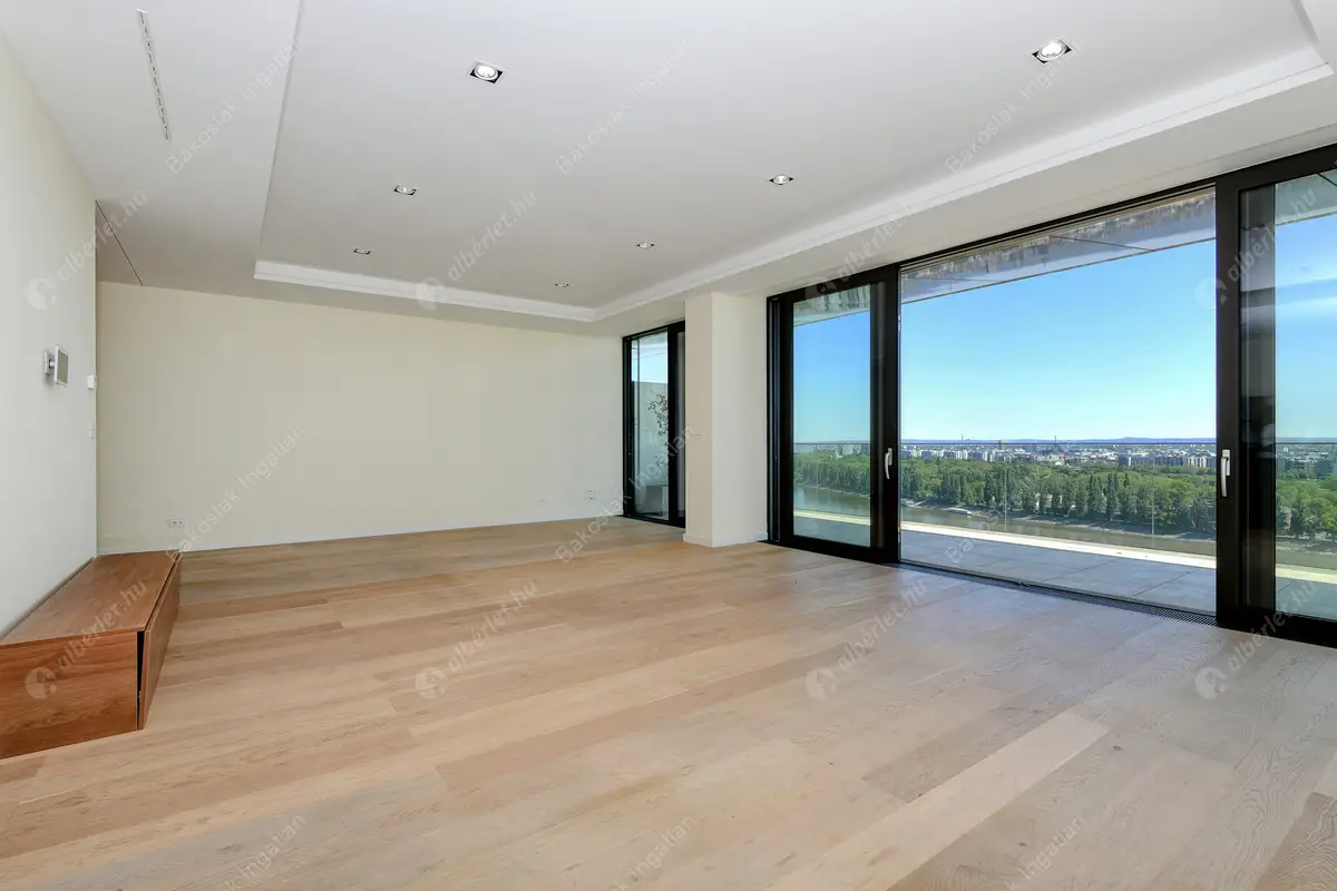 Kiadó albérlet 2292000 Ft/hó áron: Budapest, II. kerület  Vérhalom utca. Mérete: 150 nm, 3 szobás | Alberlet.hu - 6463246