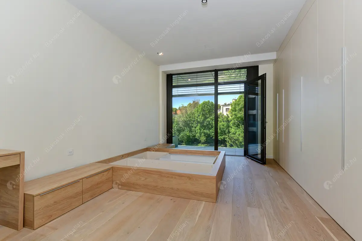 Kiadó albérlet 2292000 Ft/hó áron: Budapest, II. kerület  Vérhalom utca. Mérete: 150 nm, 3 szobás | Alberlet.hu - 6463251