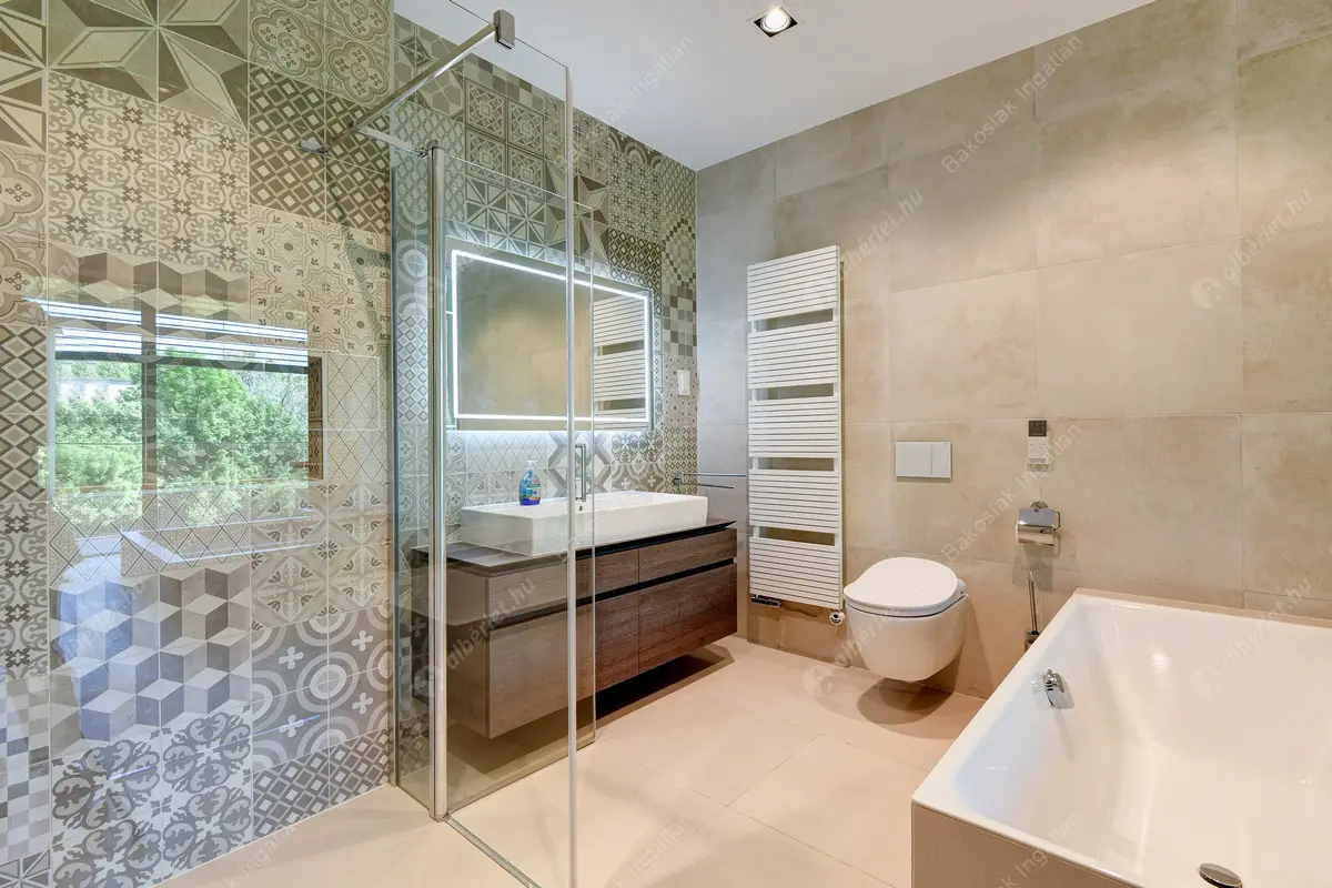 Kiadó albérlet 2292000 Ft/hó áron: Budapest, II. kerület  Vérhalom utca. Mérete: 150 nm, 3 szobás | Alberlet.hu - 6463256