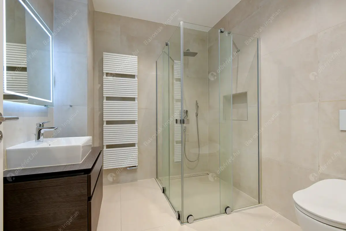 Kiadó albérlet 2292000 Ft/hó áron: Budapest, II. kerület  Vérhalom utca. Mérete: 150 nm, 3 szobás | Alberlet.hu - 6463261