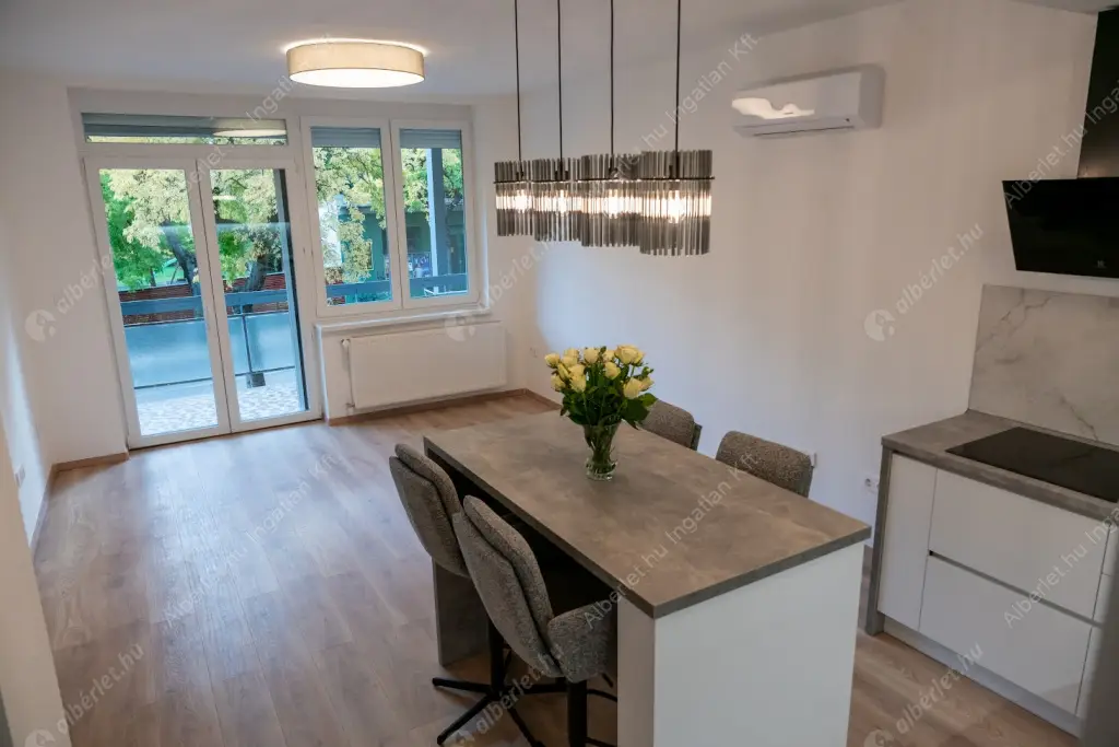 Kiadó albérlet 390000 Ft/hó áron: Budapest, II. kerület  Vérhalom utca. Mérete: 60 nm, 2 szobás | Alberlet.hu - 6576779