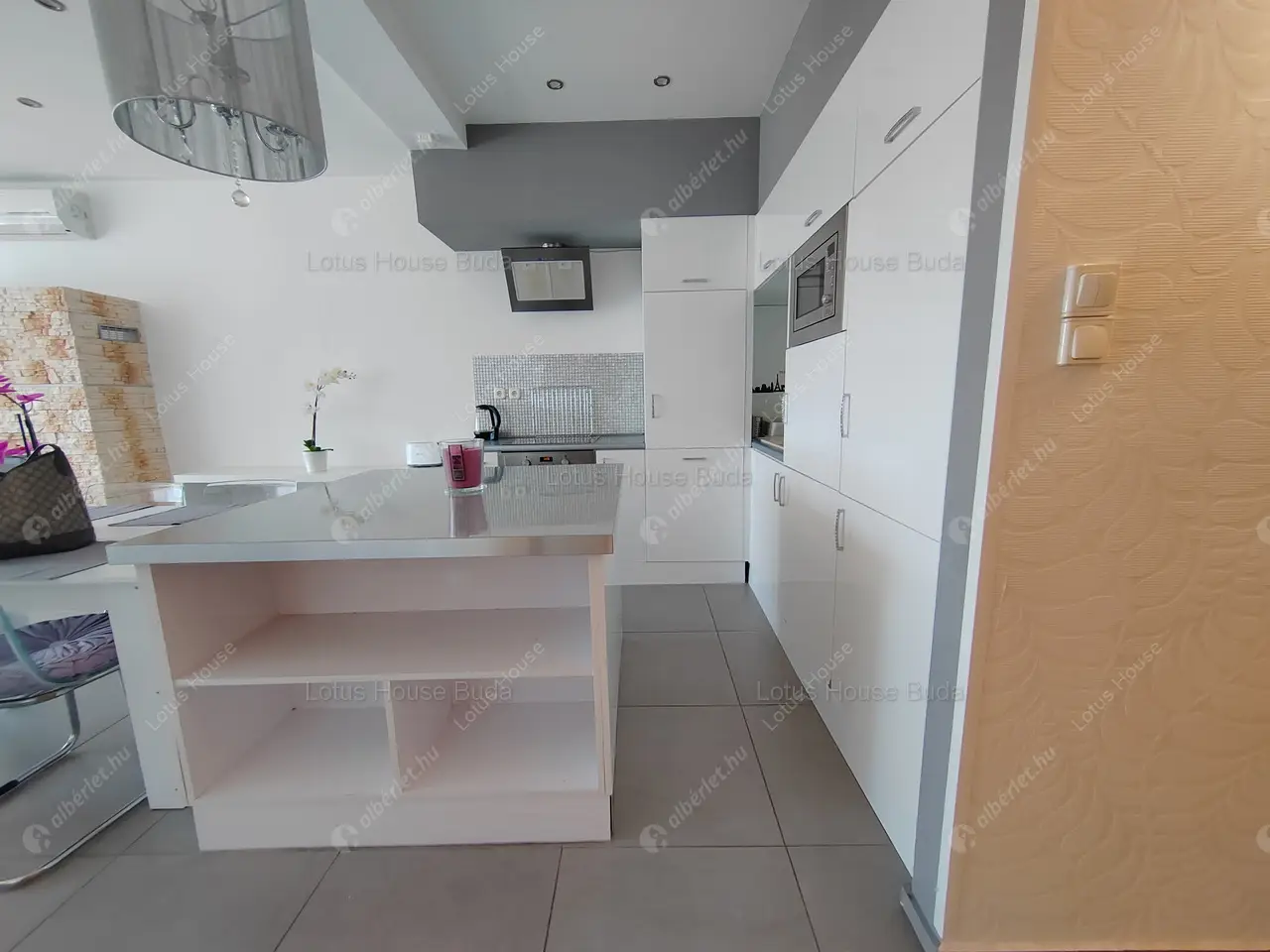 Kiadó albérlet 780000 Ft/hó áron: Budapest, II. kerület  Vihorlát utca. Mérete: 82 nm, 3 szobás | Alberlet.hu - 6274759