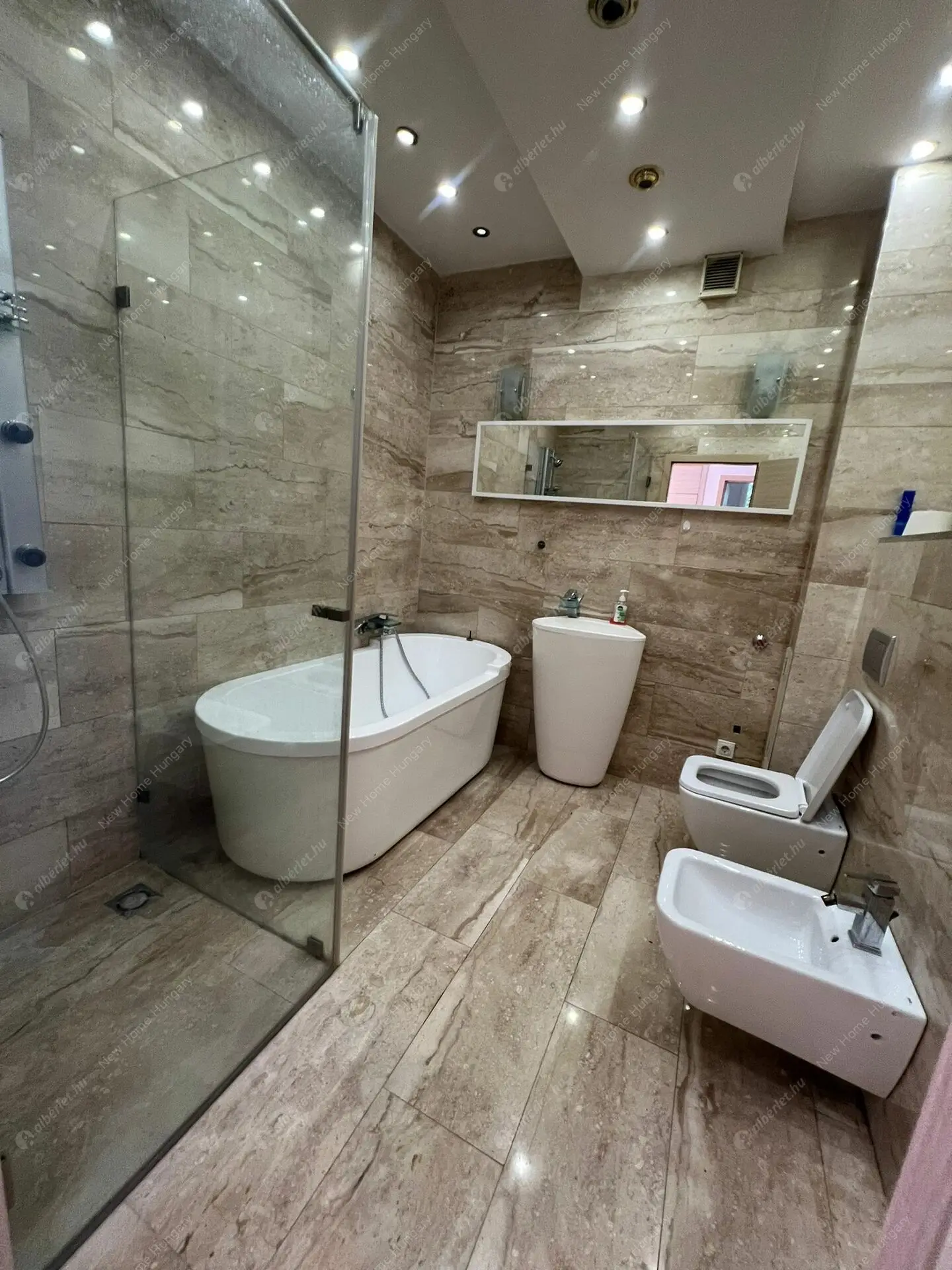 Kiadó albérlet 880000 Ft/hó áron: Budapest, II. kerület  Vihorlát utca. Mérete: 95 nm, 3 szobás | Alberlet.hu - 6287908