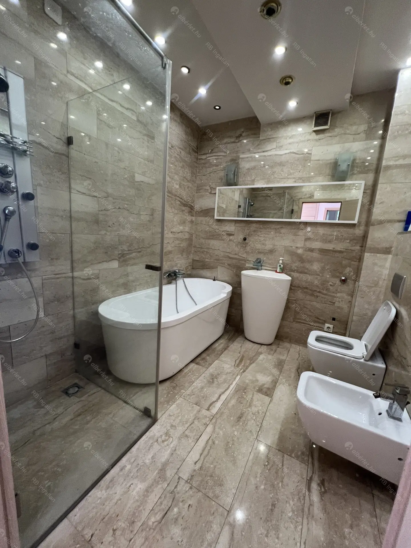 Kiadó albérlet 854000 Ft/hó áron: Budapest, II. kerület  Vihorlát utca. Mérete: 95 nm, 3 szobás | Alberlet.hu - 6317440