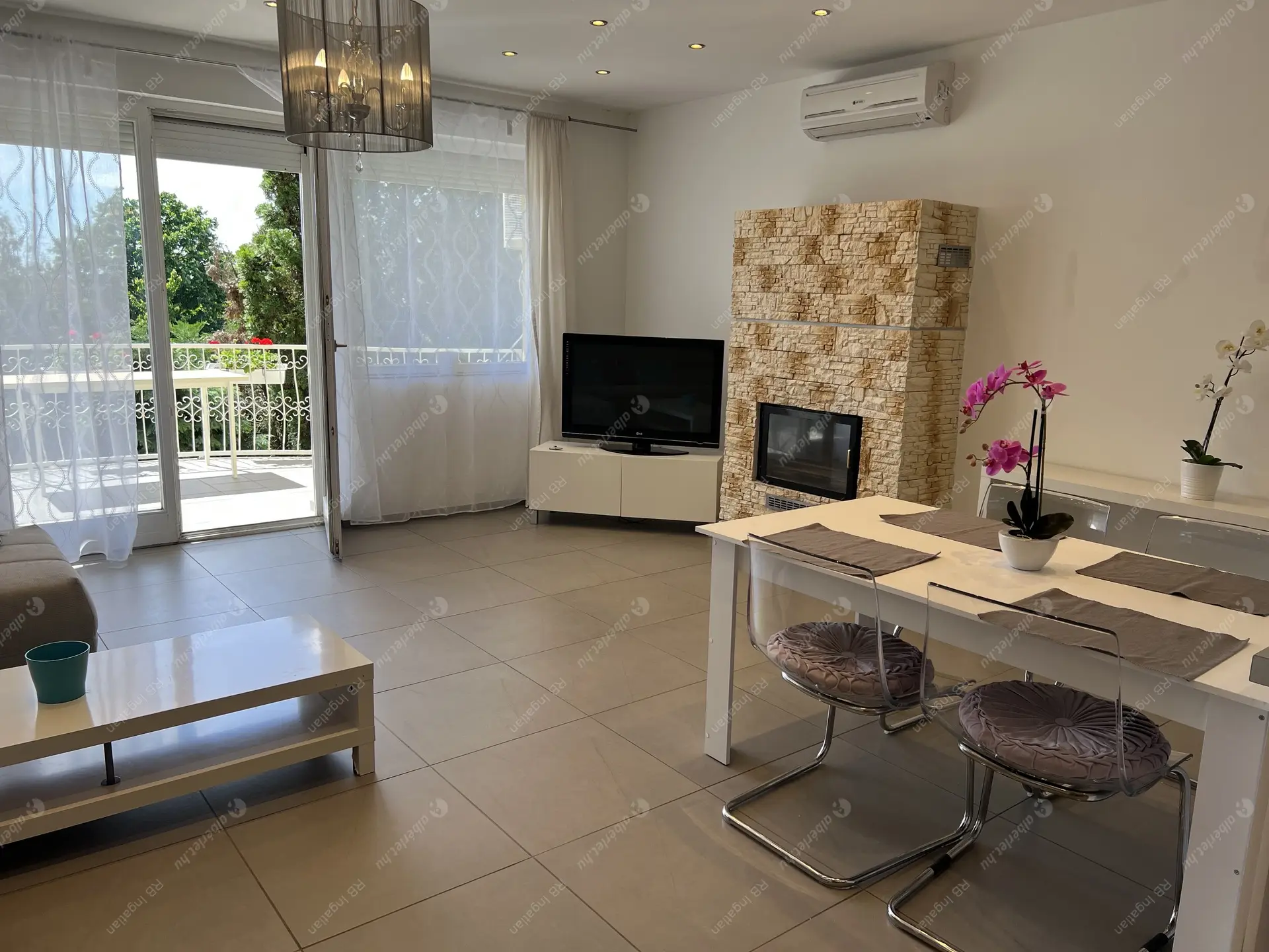 Kiadó albérlet 854000 Ft/hó áron: Budapest, II. kerület  Vihorlát utca. Mérete: 95 nm, 3 szobás | Alberlet.hu - 6317450