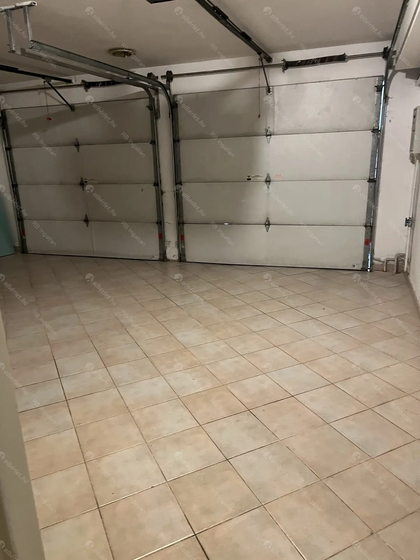 Kiadó albérlet 854000 Ft/hó áron: Budapest, II. kerület  Vihorlát utca. Mérete: 95 nm, 3 szobás | Alberlet.hu - 6317453