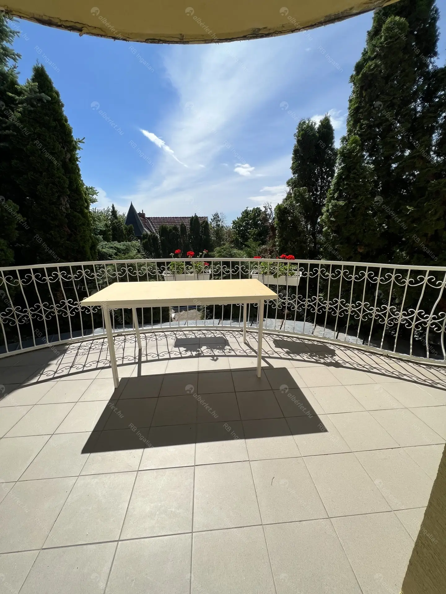 Kiadó albérlet 854000 Ft/hó áron: Budapest, II. kerület  Vihorlát utca. Mérete: 95 nm, 3 szobás | Alberlet.hu - 6317457