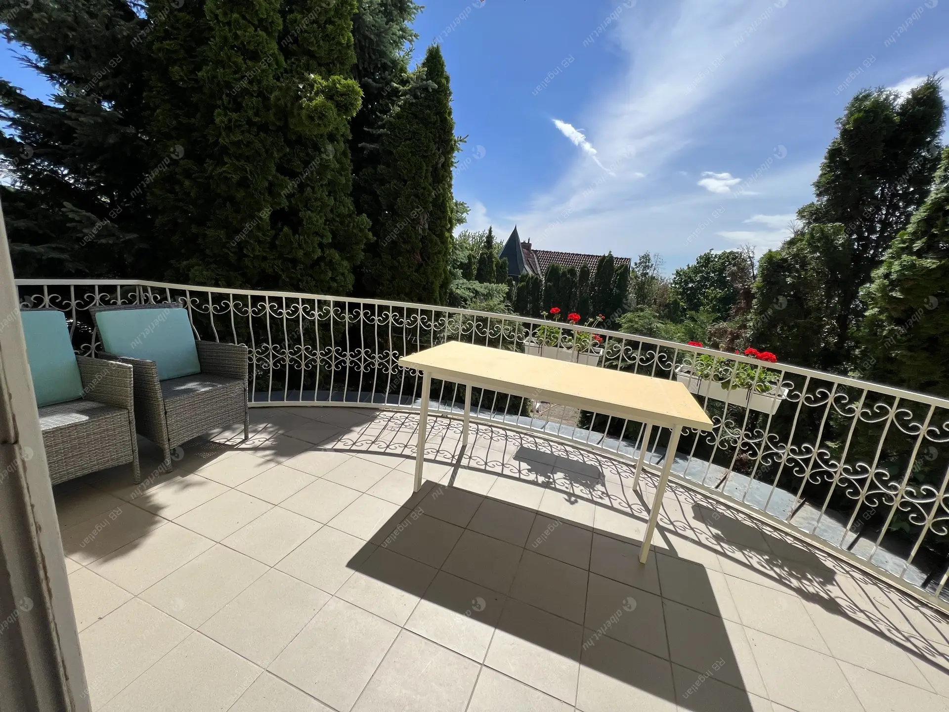 Kiadó albérlet 854000 Ft/hó áron: Budapest, II. kerület  Vihorlát utca. Mérete: 95 nm, 3 szobás | Alberlet.hu - 6317458